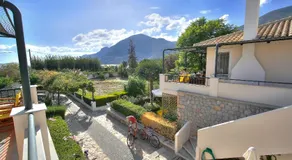 Sunny Garden Aparthotel - Image 5