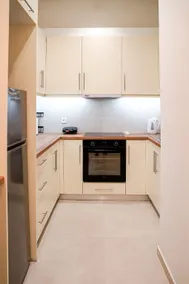 HeKo Collection Modern stay near Marina Zeas - Image 3