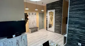 Flower home 1 & private parking - Image 2