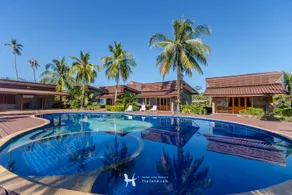 Seafar Resort - Image 2