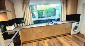 House near moors, 10 minutes walk to high street - Image 5