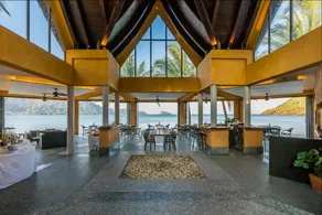 Blue Haven Bay Villas and Resort Apartments - Image 2