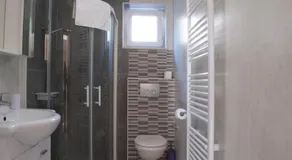Apartments and Rooms Lux - Image 2