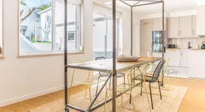 3-bedroom Apt with Private Patio in Cacilhas by Lisbeyond - Image 2