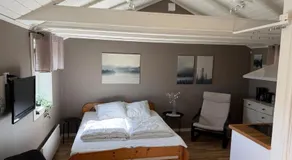 Guest House Stare - Image 2