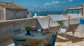 4 Elements Boutique Home - Image 3