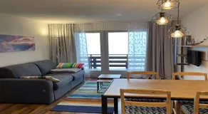 Charming apartment with hill view - Image 3