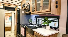 FunTropicalTinyHomeGolfCartLake - Image 3