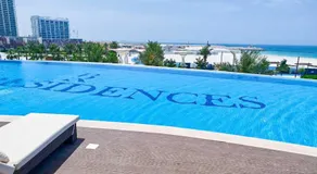 Luxury Waterfront 1BR with Direct Beach Access By Island Properties - Image 2