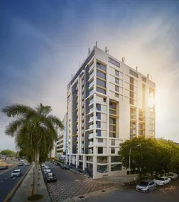 Tropics Eight Suites - Image 3