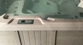 Suite royale avec en options jacuzzi, dîner aux chandelles et petit déjeuner - Image 5