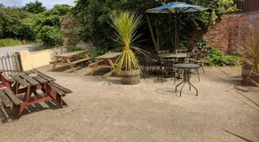 The Black Horse Inn - Image 4