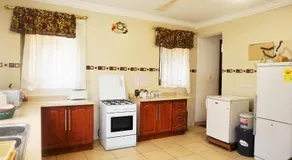 Sandpark Place, West Hills - Image 4