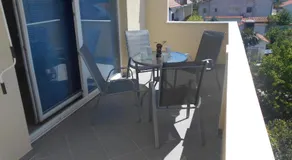 Apartment Cherry - Image 4