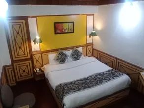 Hotel Sangeet - Image 2