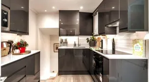 Niru Experience Jewel of Ifield Road 2BD 2BA - Image 2