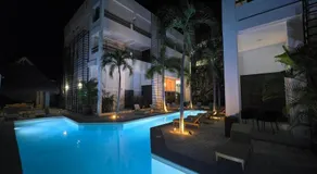 Bucerias Beauty by sport park east side walk to beach - Image 3