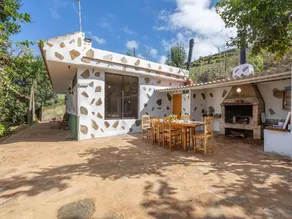 Holiday Home in Tenerife with Private Garden - Image 5