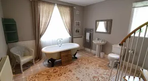 The Woodlands - Image 3