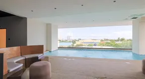 Charming City Center Apt, Pool - Image 3