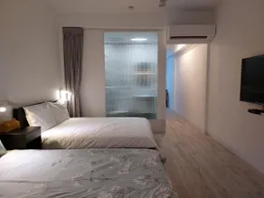 Liu Bai, Near Linchang, Four-Person Room - Image 2