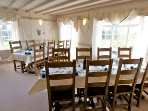 Tudor Lodge Bed & Breakfast - Image 4