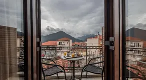 Marianna's Home Accommodation - Image 2