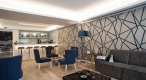 Hotel Genesis - Image 2