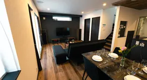 Guest House TEINE Nisimiyanosawa 41 一棟貸切 手稲スキー場へ好アクセス 全室床暖房 最大11名滞在 120型ホームシアター 無料駐車場2台完備 小樽まで車で25分 白い恋人パーク5分 天然温泉車で4分 - Image 3