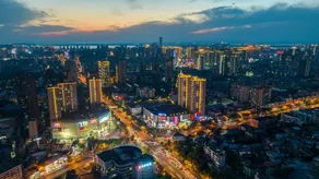 JI Hotel (Yueyang Dadao Bubugao Square) - Image 3
