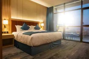 Skylet Hotel Suites - Image 5
