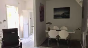 Eget hus i Tyresö Trollbäcken, kanoter ingår. - Image 5