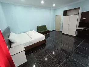 river hotel - Image 2