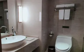 Vienna Hotel Hunan Huaihua Xupu Wanda Plaza - Image 3
