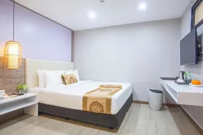 Bridge Lakeside Room For Rent Hanoi - Image 3