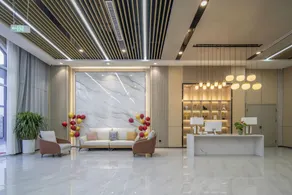 Holiday Inn Haomenglin Water - Image 3