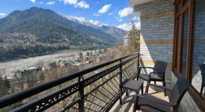The Sana Cottge, Manali - Affordable Luxury Stay in Manali - Image 5