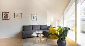 Top City Center Apartments location next to Lion Monument - Image 4