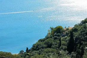 Two bedroom apartment with breathtaking views - Image 2