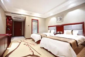 Yizhou Business Hotel - Image 2
