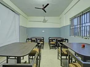 Super Hotel O Sri Sapthagiri Comforts - Image 4