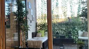 Notting Hill 2-Bed Apt with Balcony 1 min to Tube - Image 4