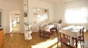 Bonton Rooms - Image 3