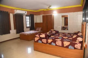 OYO 700447 Hotel City Inn - Image 2