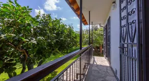 La Casetta Sull'Albero - with Balcony, Garden & Parking - Happy Rentals - Image 3