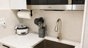Modern Cozy Miami Stay Near Airport - Image 4