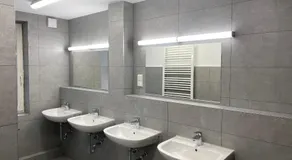 Hostel47 - Nähe Dresden - Monteurzimmer mit bequemen Betten, nur für Männer, kostenloses WLAN und Parkplätze für Autos und LKW's, Waschmaschine vor Ort - Image 2