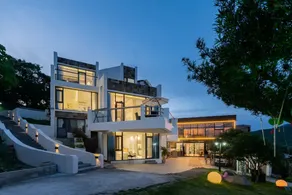 Manla Seaview Garden Hotel - Image 4