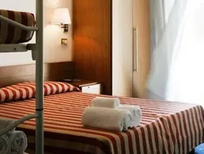 Hotel Aurora - Image 2