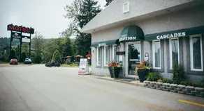 Motel Des Cascades - Image 3